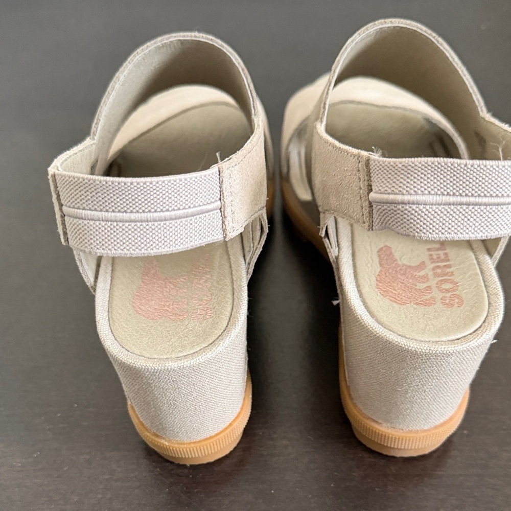 Sorel Women's Beige/Taupe Suede Slingback Wedge Sandals. - Picture 2 of 10